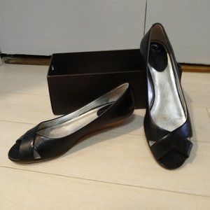 Cole Haan Air Elly Criss Cross in Black Leather